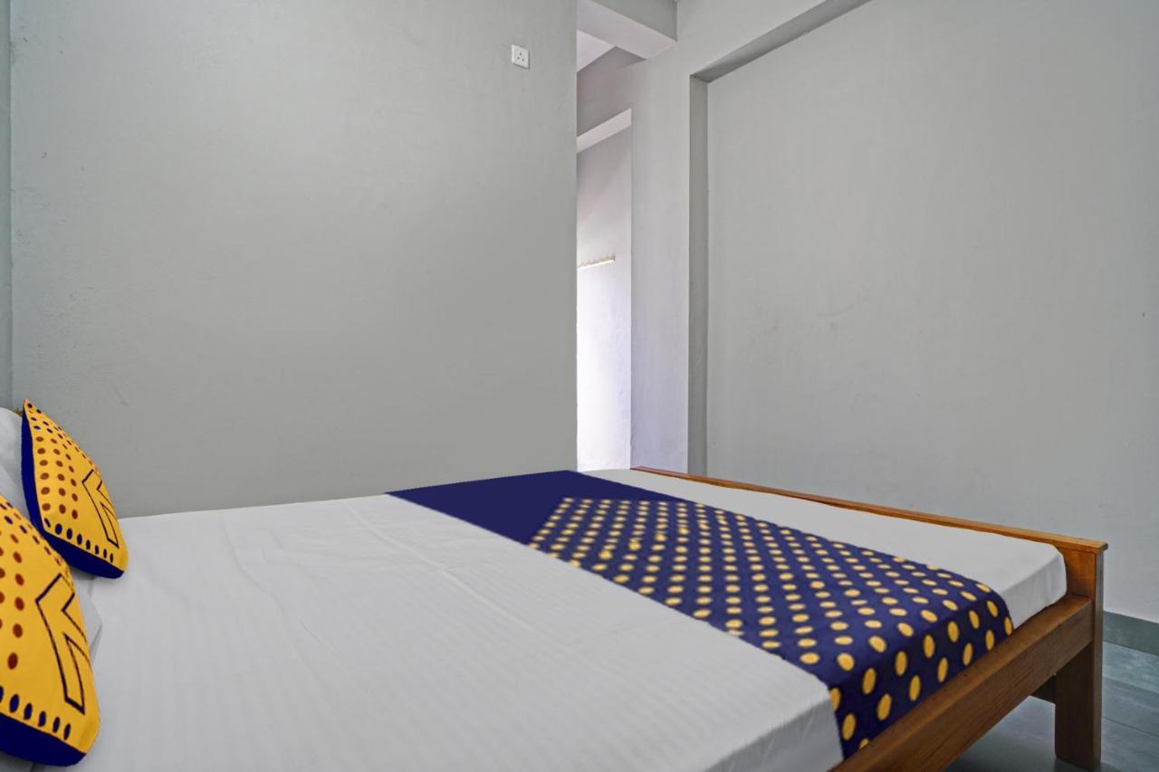 Hotel O Flagship Ocean Stay Elūr Kültér fotó