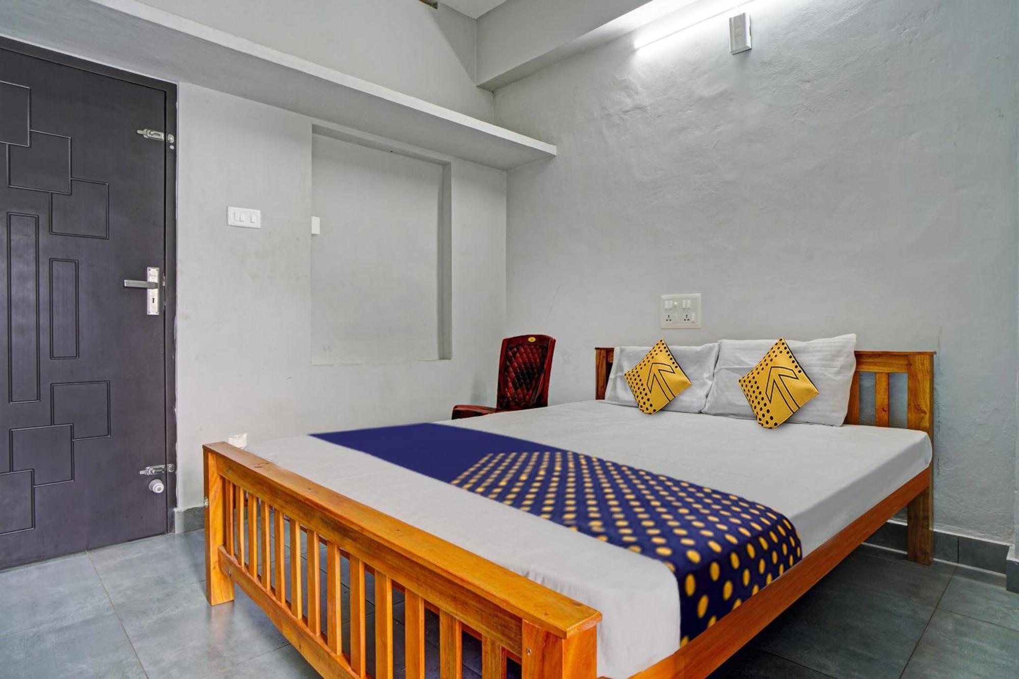Hotel O Flagship Ocean Stay Elūr Kültér fotó