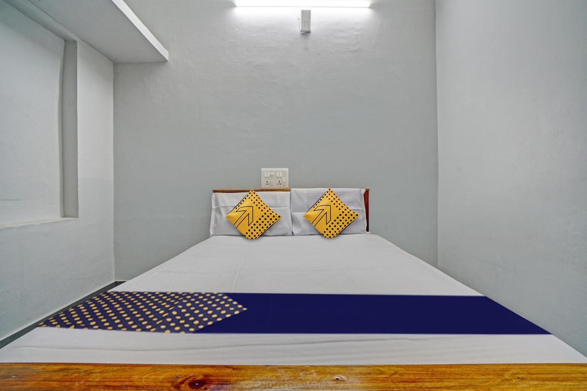 Hotel O Flagship Ocean Stay Elūr Kültér fotó