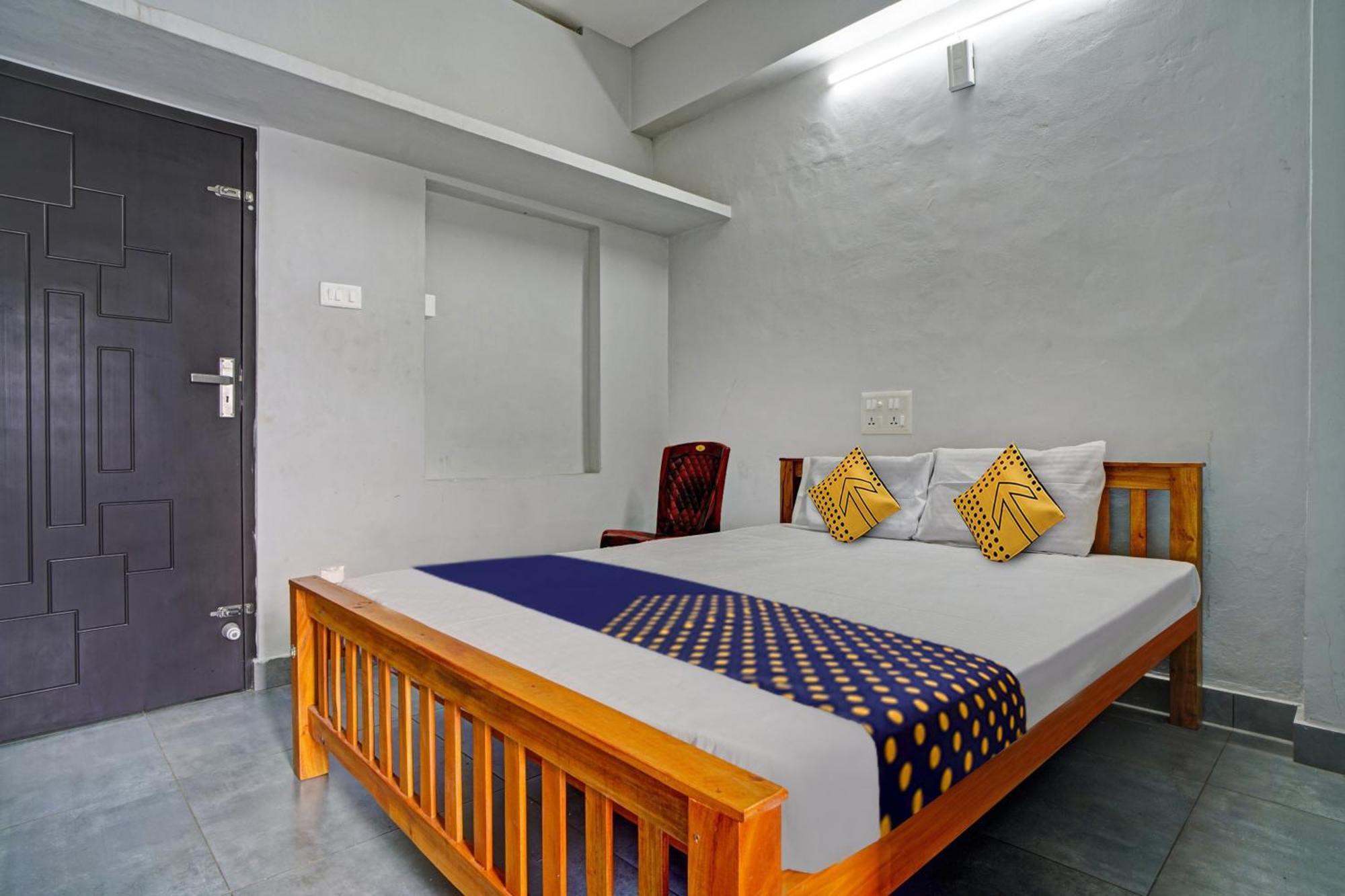 Hotel O Flagship Ocean Stay Elūr Kültér fotó