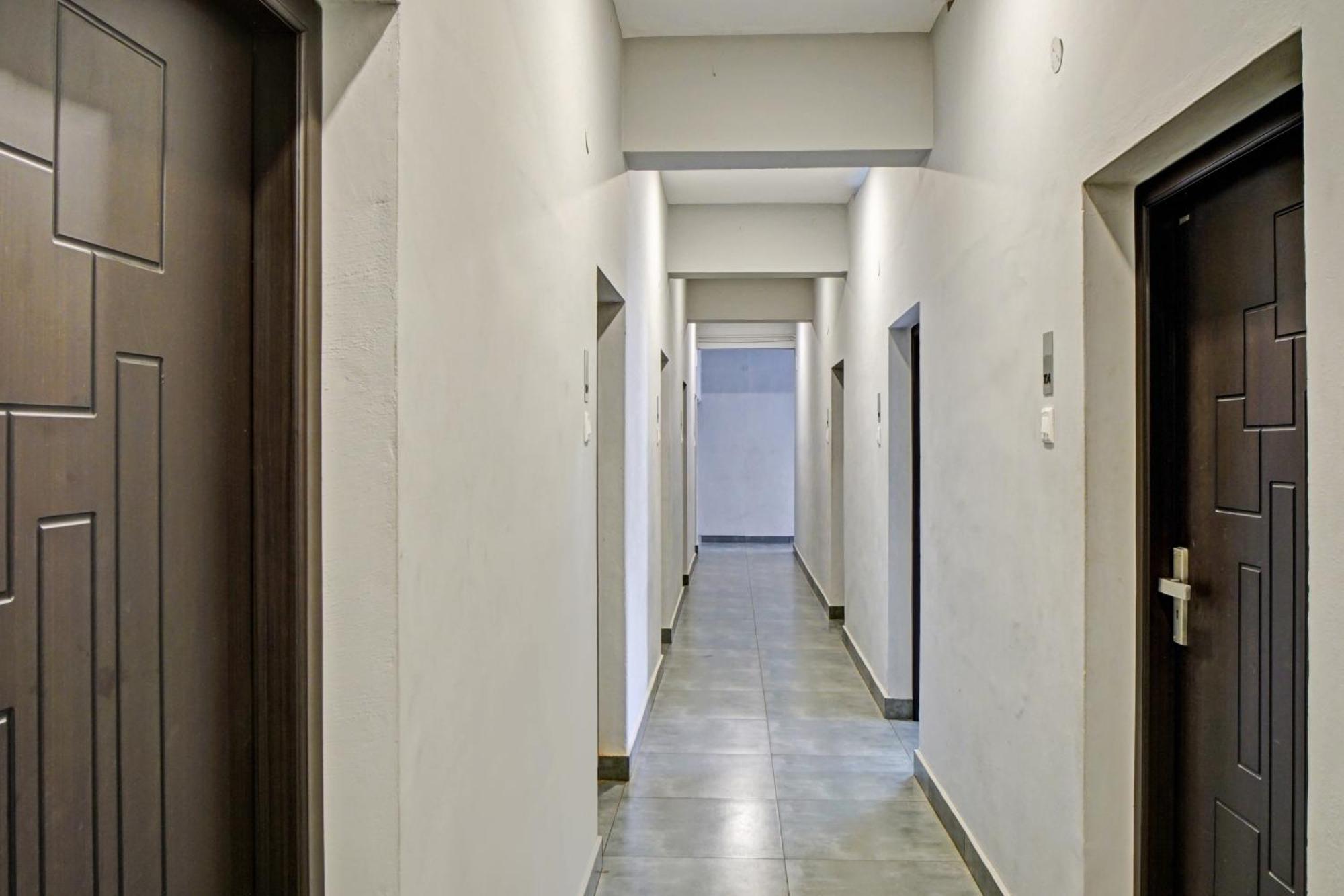 Hotel O Flagship Ocean Stay Elūr Kültér fotó